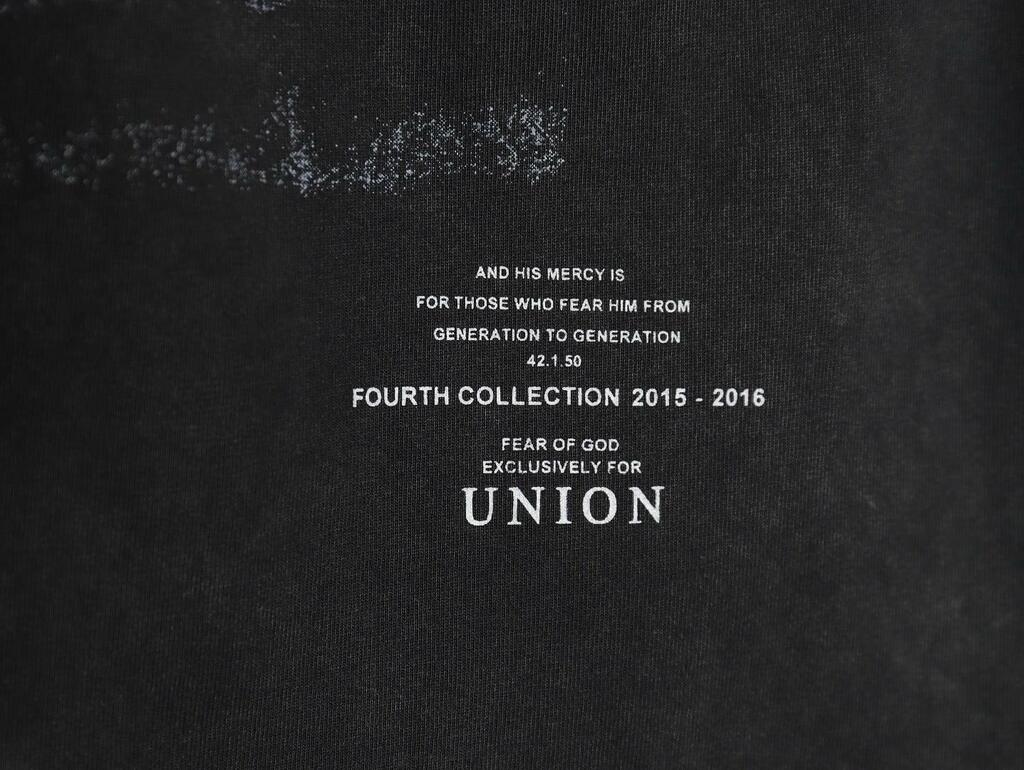 Camiseta Rare Fear Of God Essentials X Union Forth