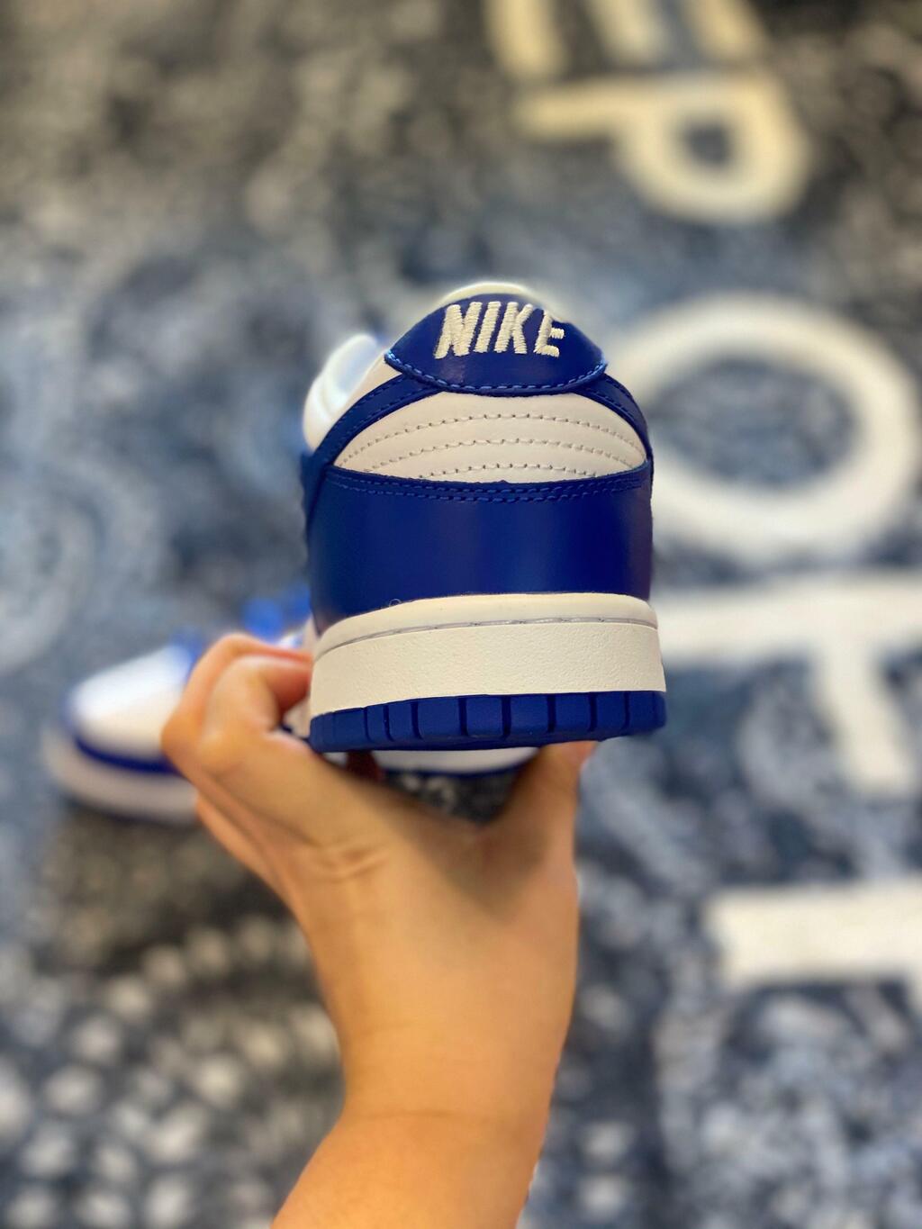 Nike Dunk Low SP "Kentucky"