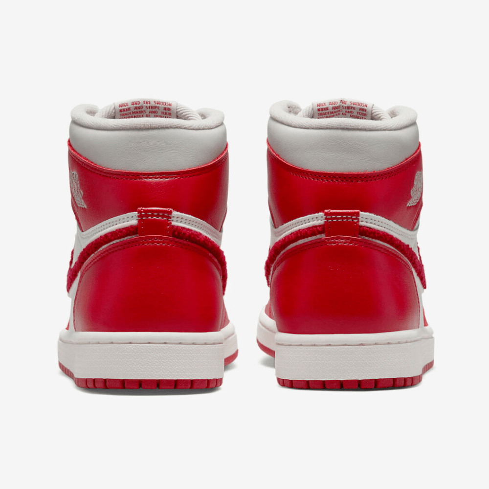 Nike Air Jordan 1 High Varsity Red