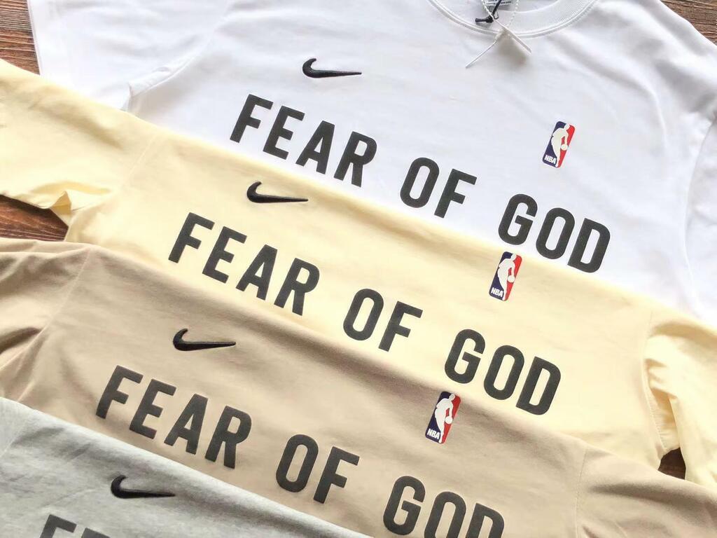 CAMISETA NIKE FEAR OF GOD