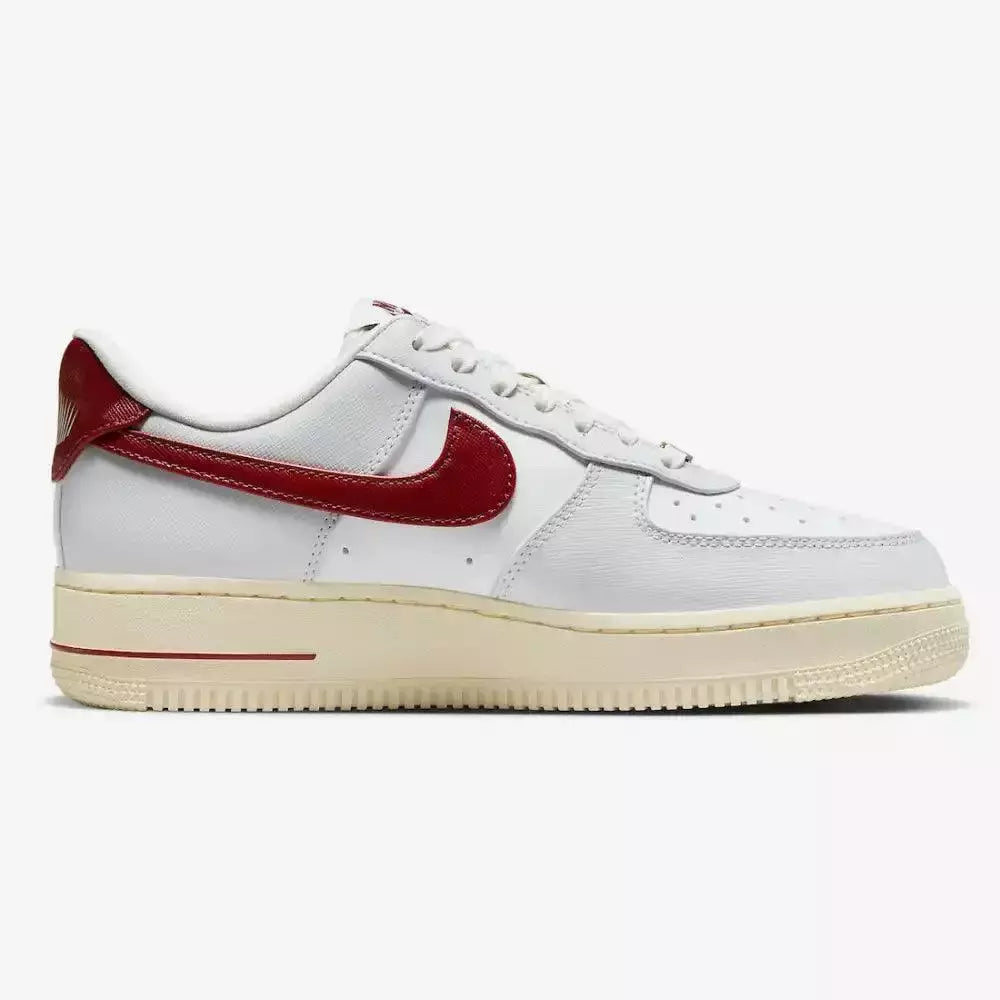 Nike Air Force 1 Low Swoosh Pocket