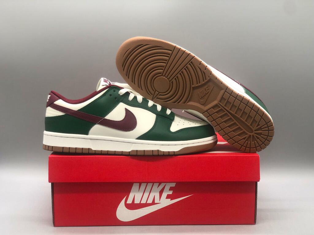 Nike Dunk Low"George Green"