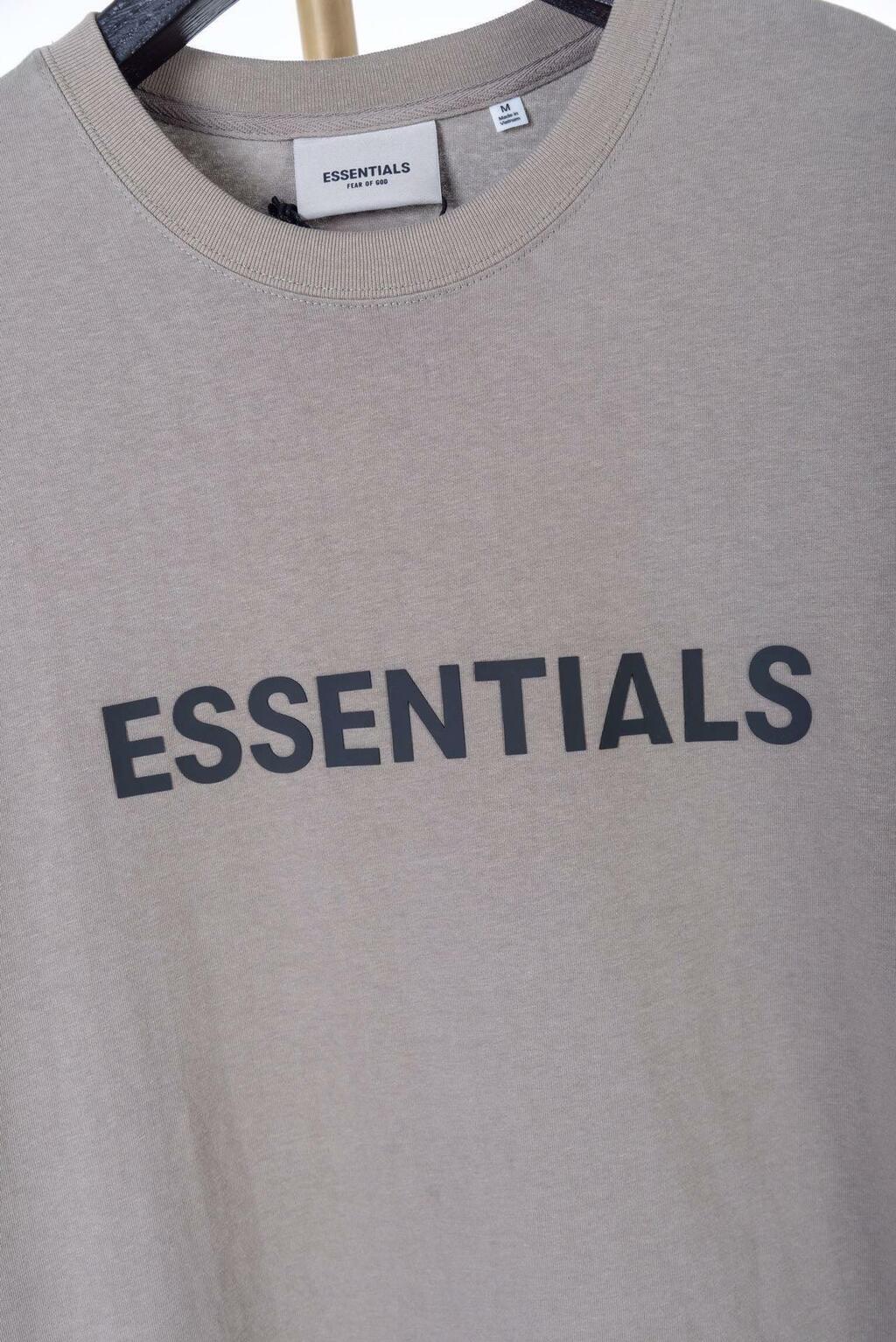 Camiseta Fear Of God Essentials "Taupe"