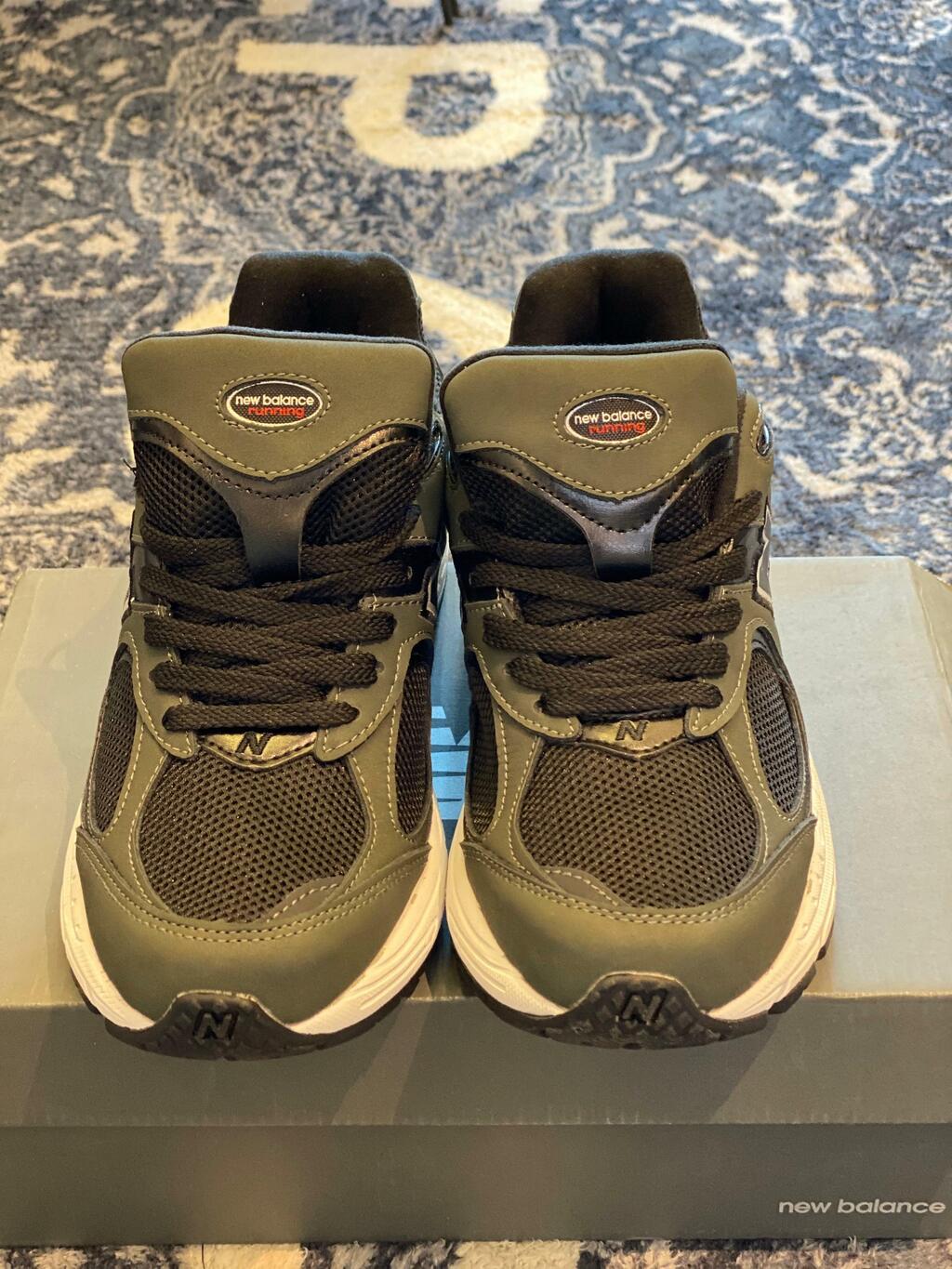 Tênis New Balance 2002R Dark Grey