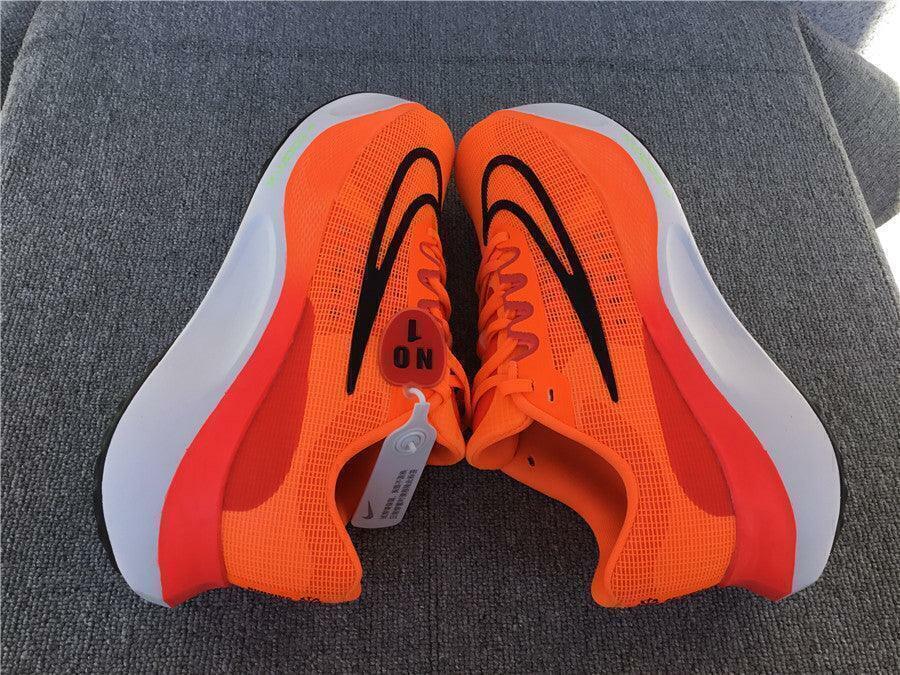 Tenis Nike Zoom Fly 5