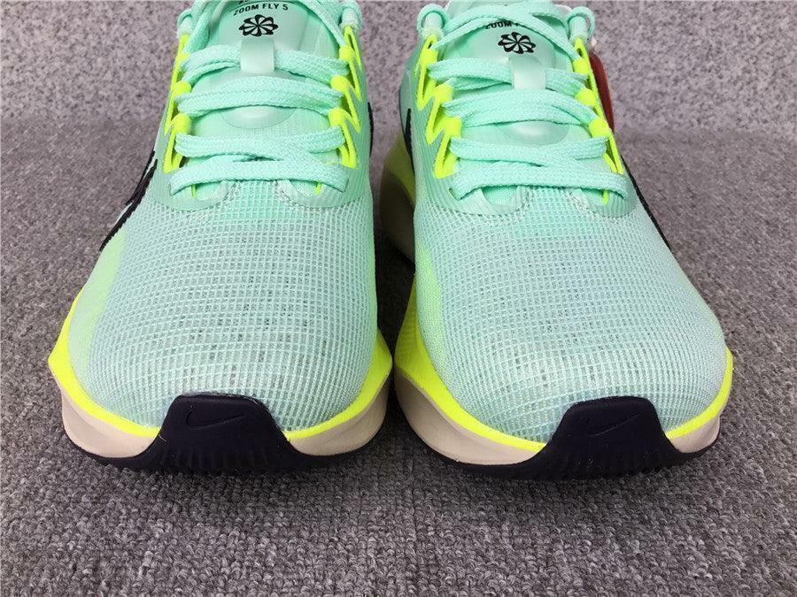 Tênis Nike Zoom Fly 5