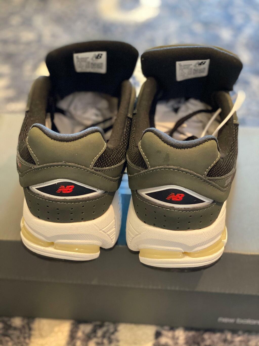Tênis New Balance 2002R Dark Grey