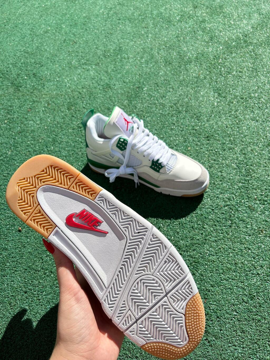 Nike Air Jordan 4 Retro x Nike SB Pine Green (PRONTA ENTREGA)