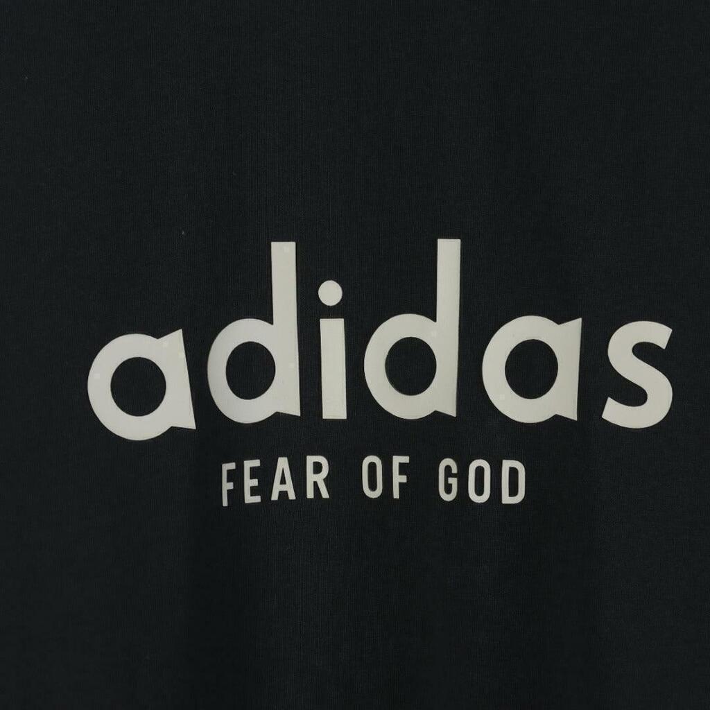 Camiseta Fear Of God Essentials x Adidas