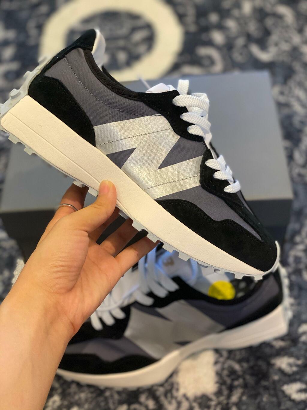 Tênis New Balance 327 Black/White Birch