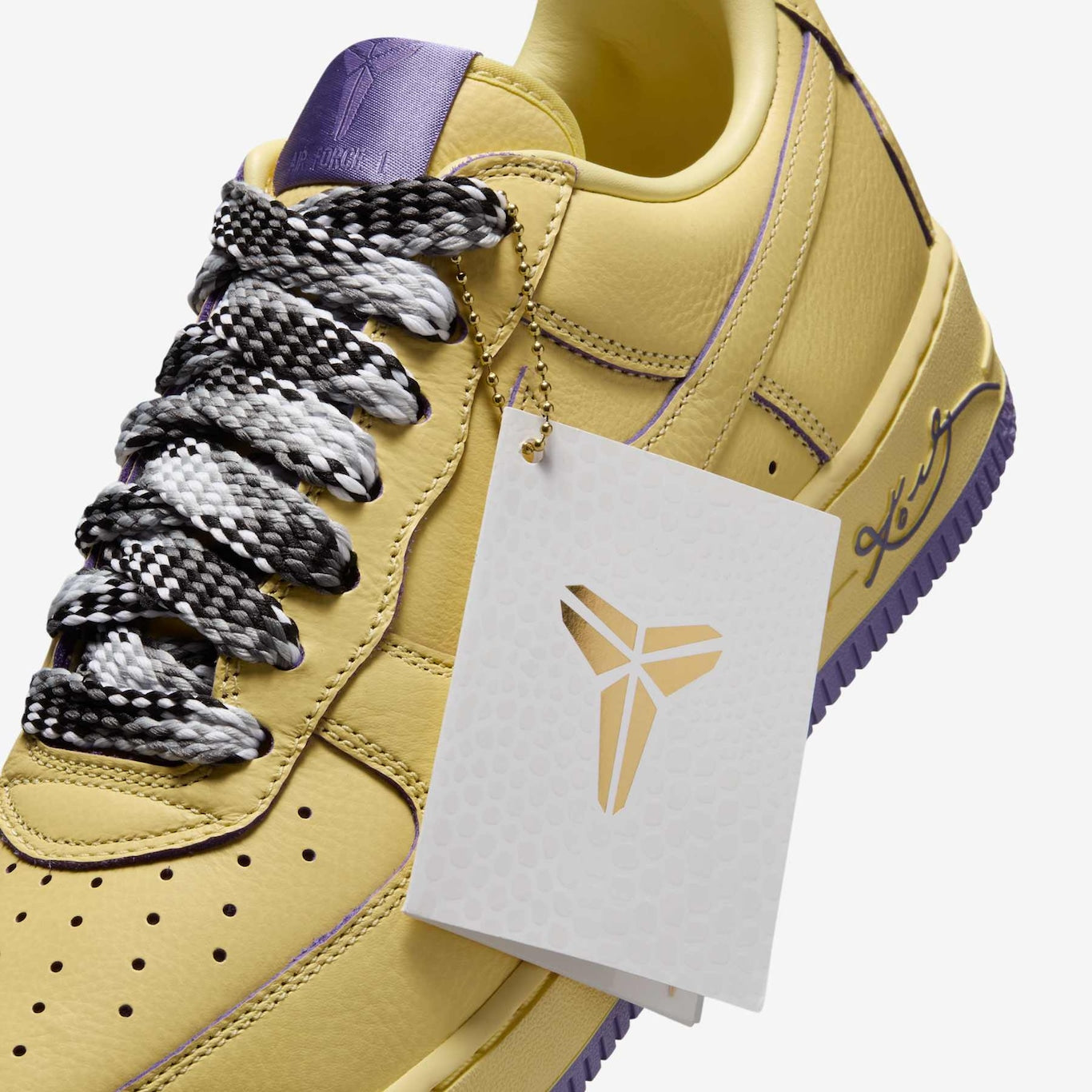 Air Force 1 Low Protro Soft Yellow