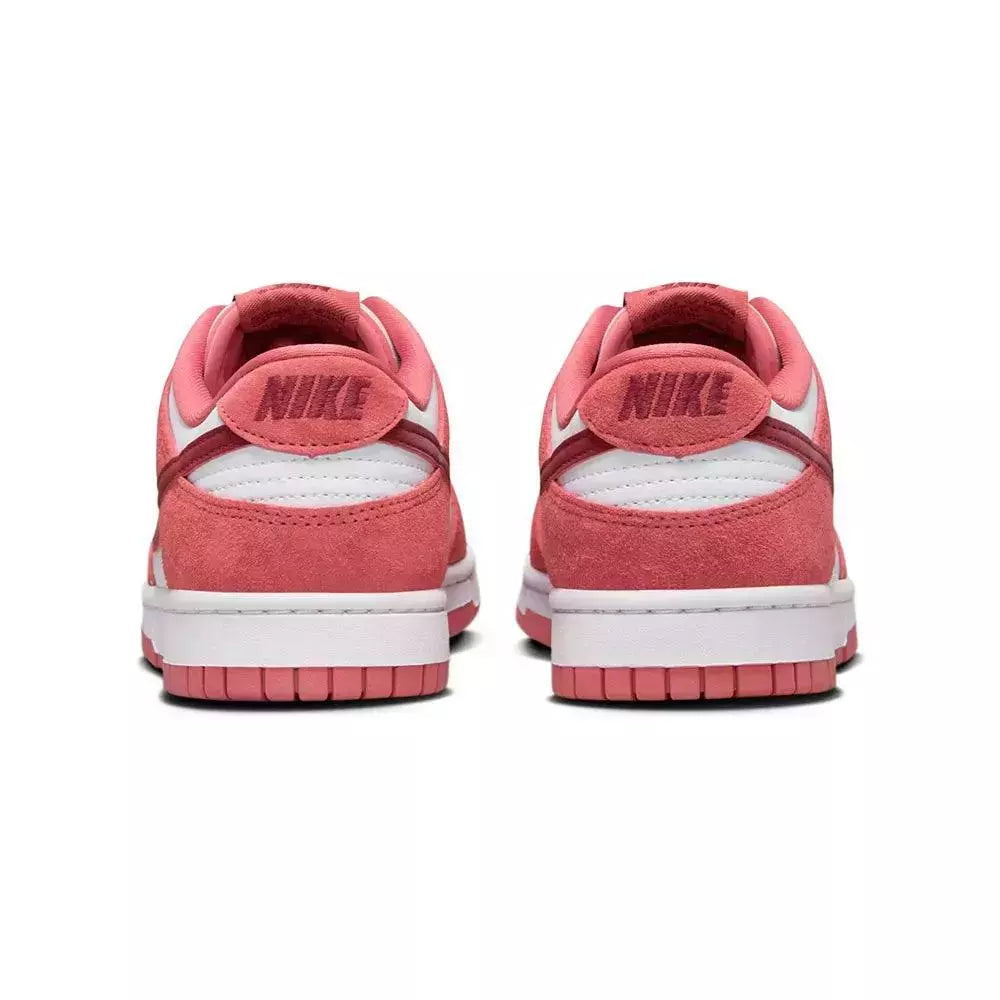 Nike Dunk Low "Valentine's Day (2024)"