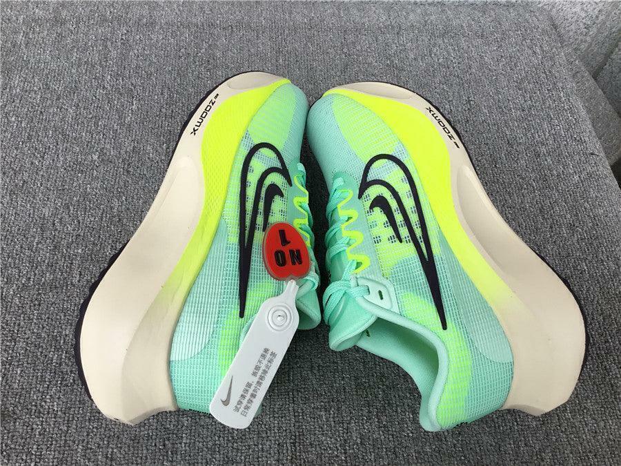 Tênis Nike Zoom Fly 5