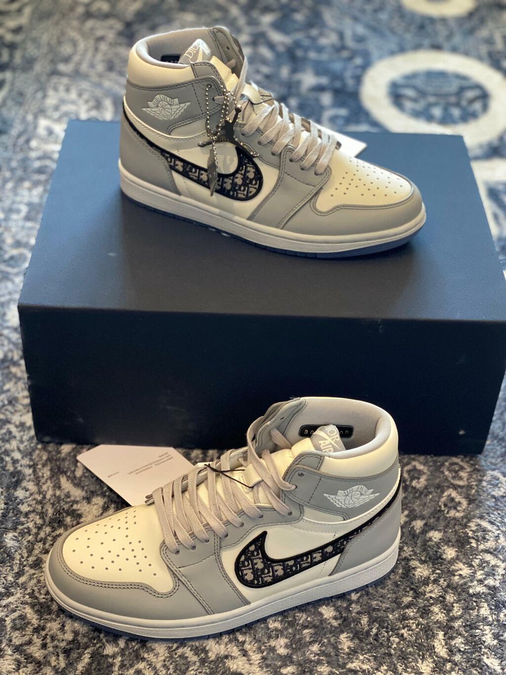 Nike Air Jordan 1 Retro High x DIOR