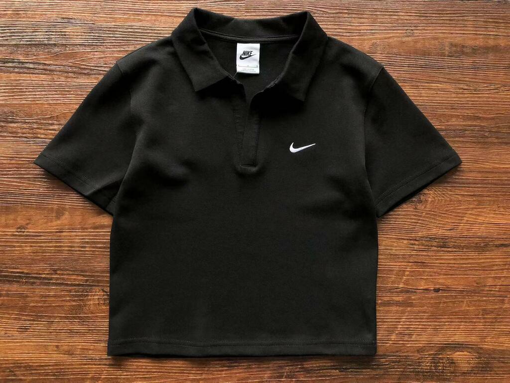 Cropped Nike Sportswear Essential