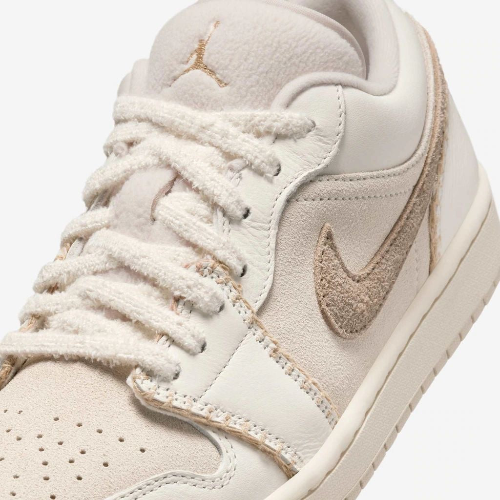Nike Air Jordan 1 Low Metallic Team Gold