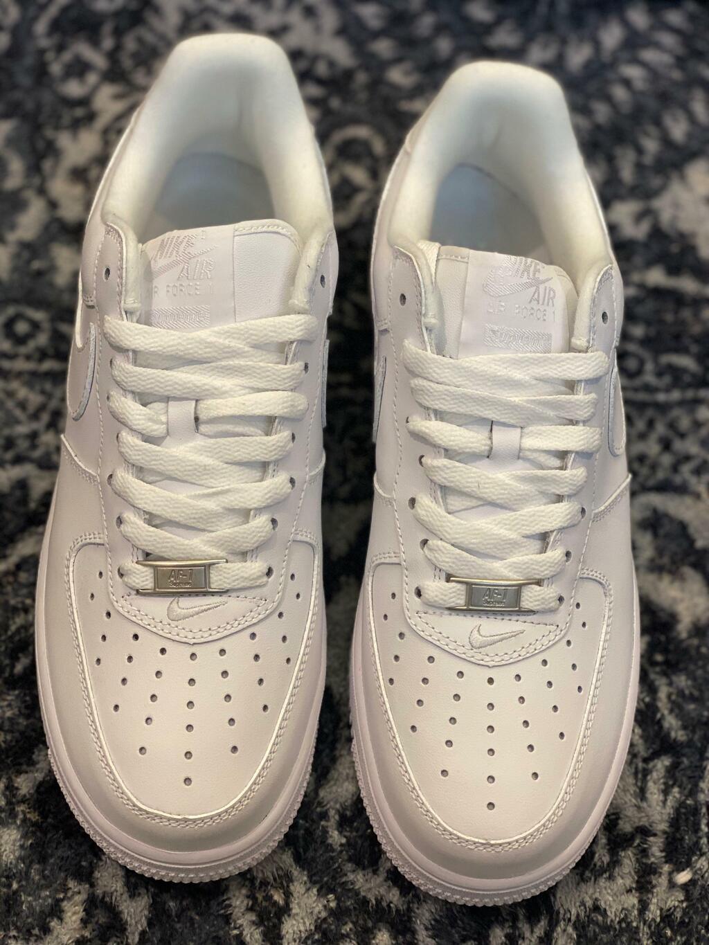 Nike Air Force 1 Low Supreme “Deluxe”