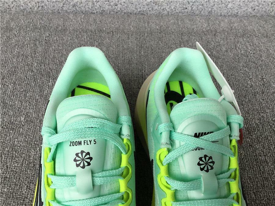 Tênis Nike Zoom Fly 5