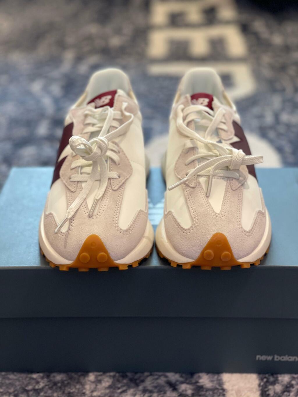 Tênis New Balance Wmns 327 'White Dark Red'