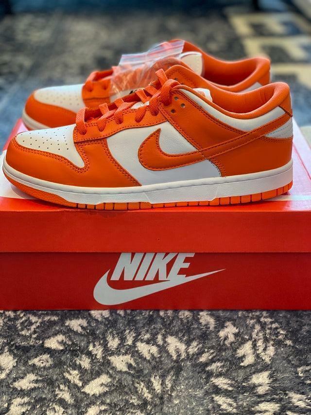 TENIS NIKE DUNK LOW SP "SYRACUSE"