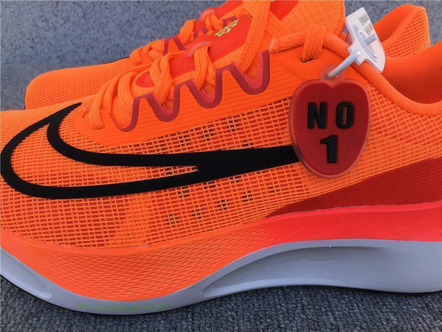 Tenis Nike Zoom Fly 5