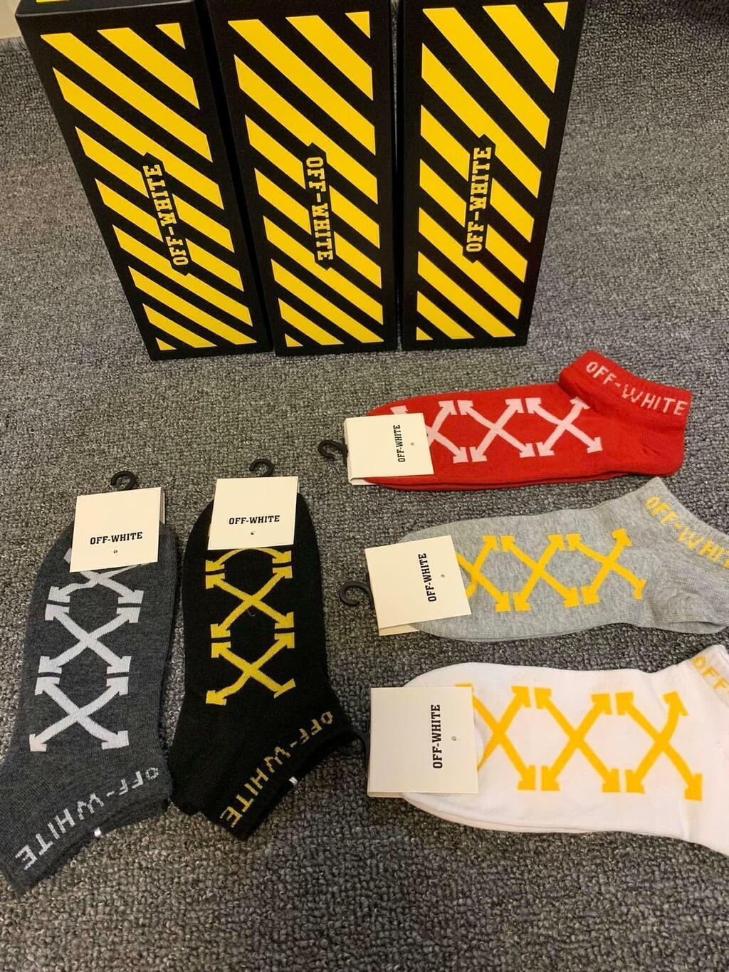 Meias Off-White 5 Pares