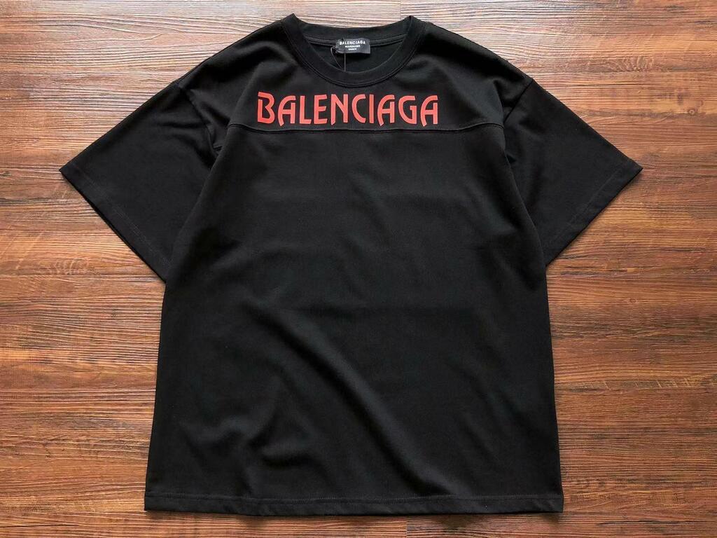 Camiseta Balenciaga Paris