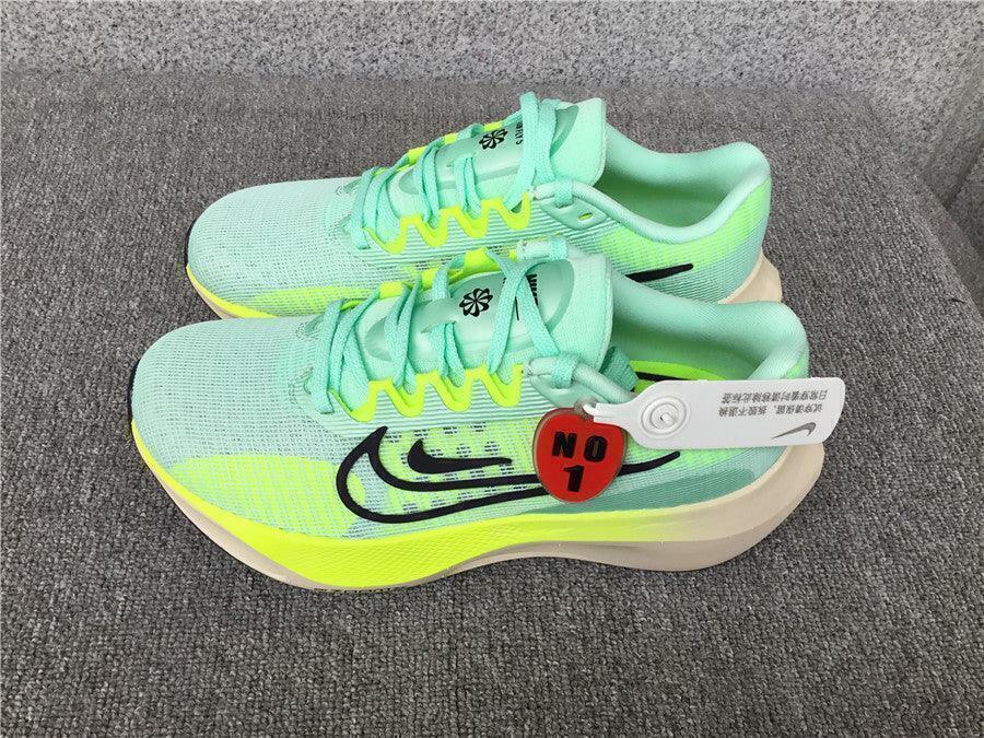 Tênis Nike Zoom Fly 5