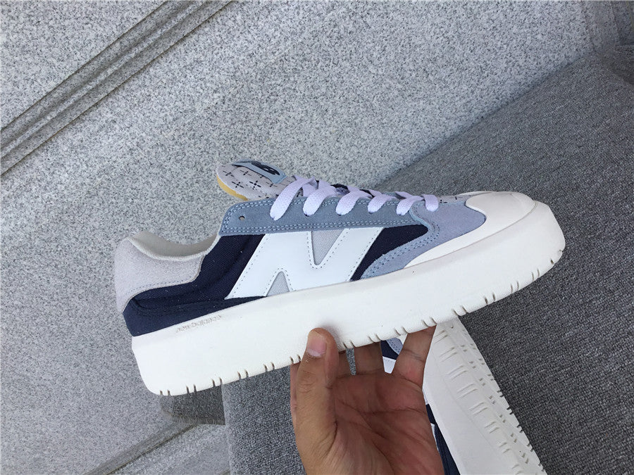Tênis New Balance Ct302