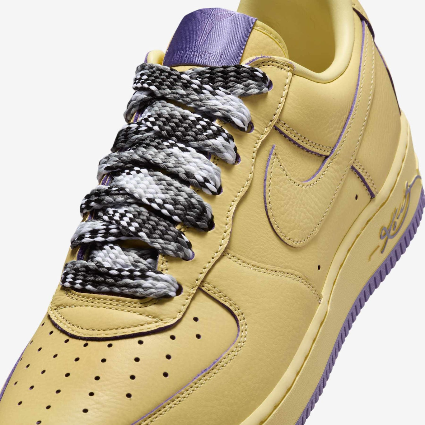 Air Force 1 Low Protro Soft Yellow