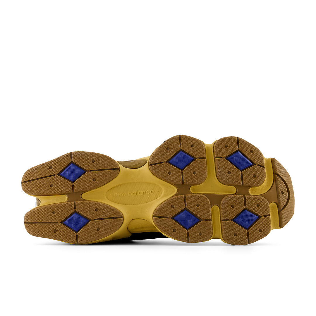 New Balance 9060 'Black Royal Gum'