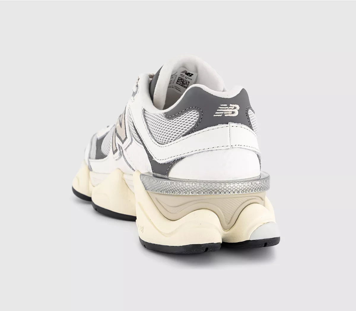 New Balance 9060 Sea Salt Castlerock