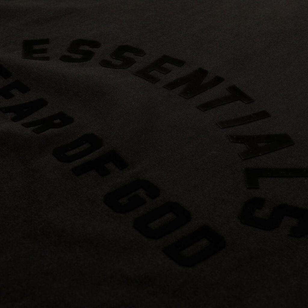 Camiseta Fear Of God Essentials