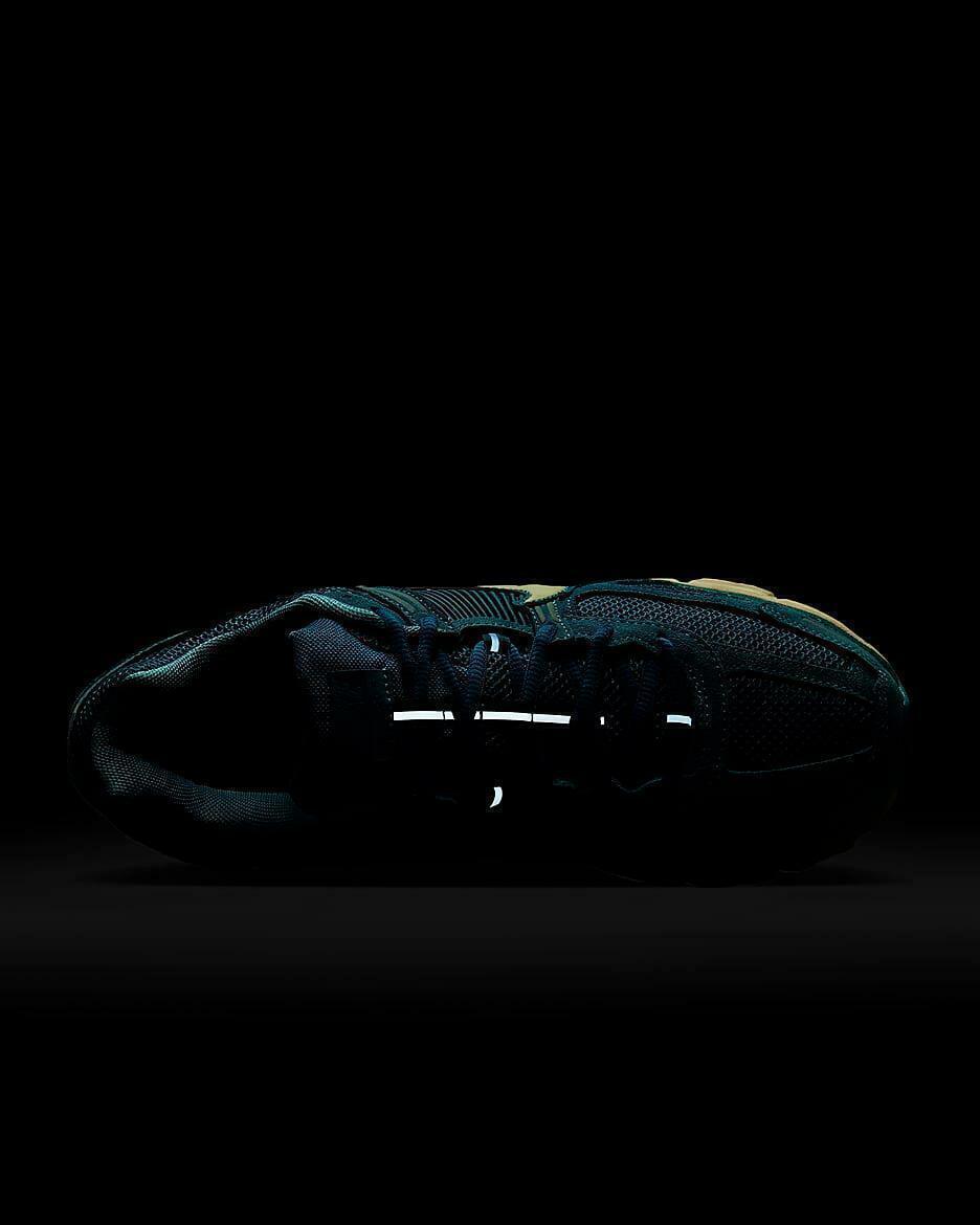 Tênis Nike Zoom Vomero 5