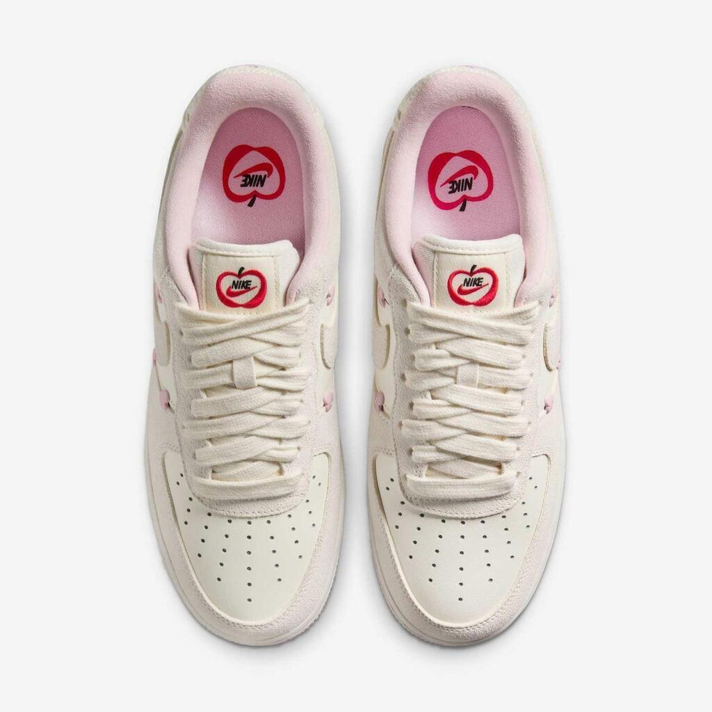 Nike Air Force 1 '07 LX Feminino