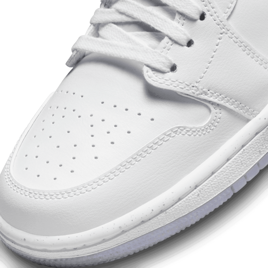 Nike Air Jordan 1 Low SE Dare to Fly