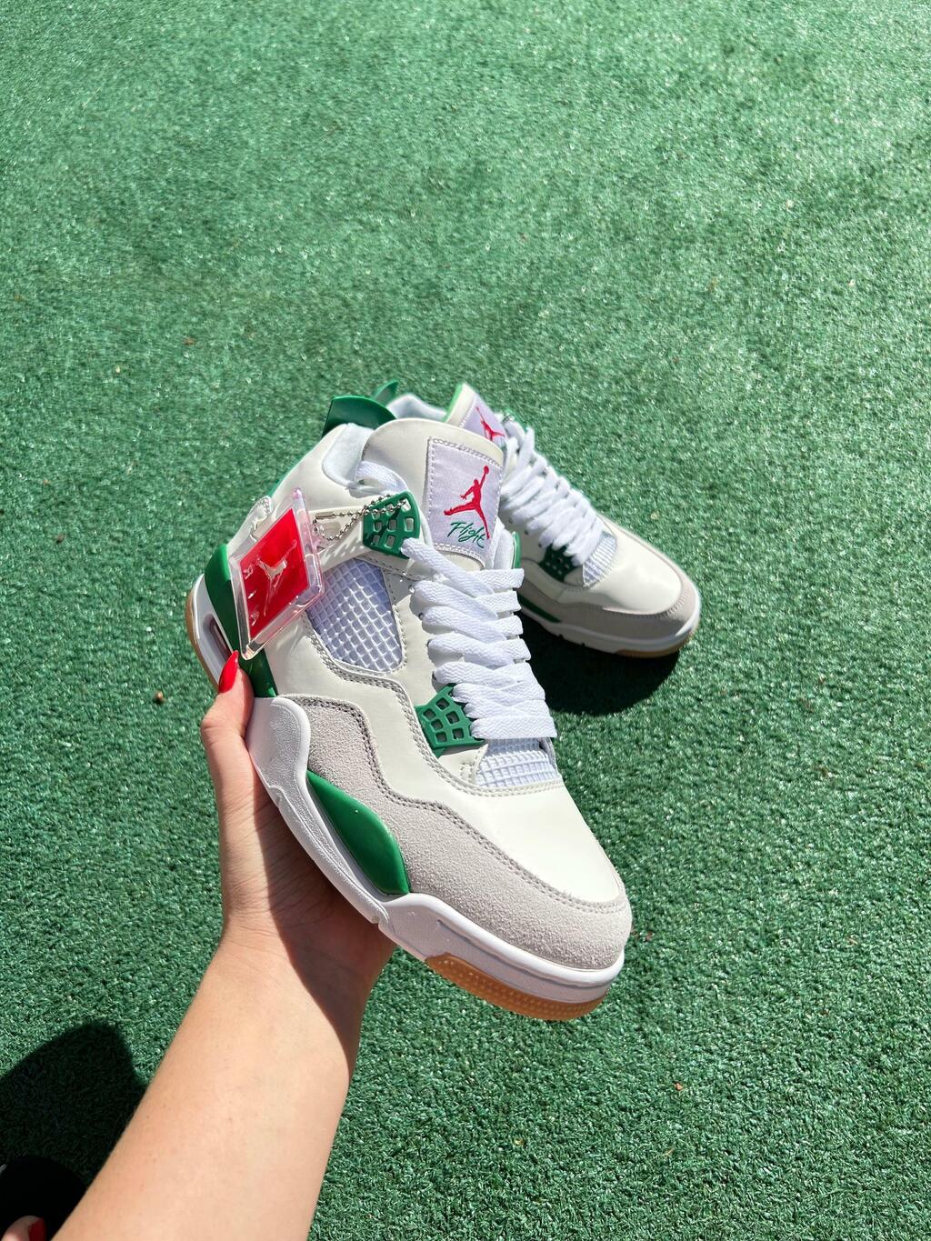 Nike Air Jordan 4 Retro x Nike SB Pine Green (PRONTA ENTREGA)