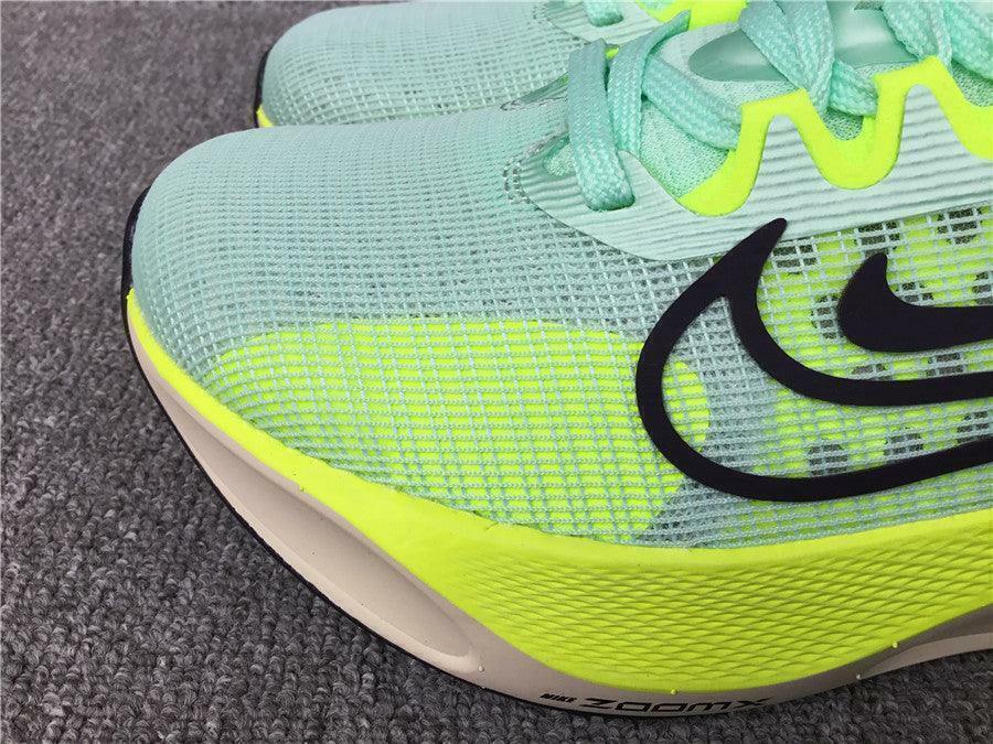 Tênis Nike Zoom Fly 5