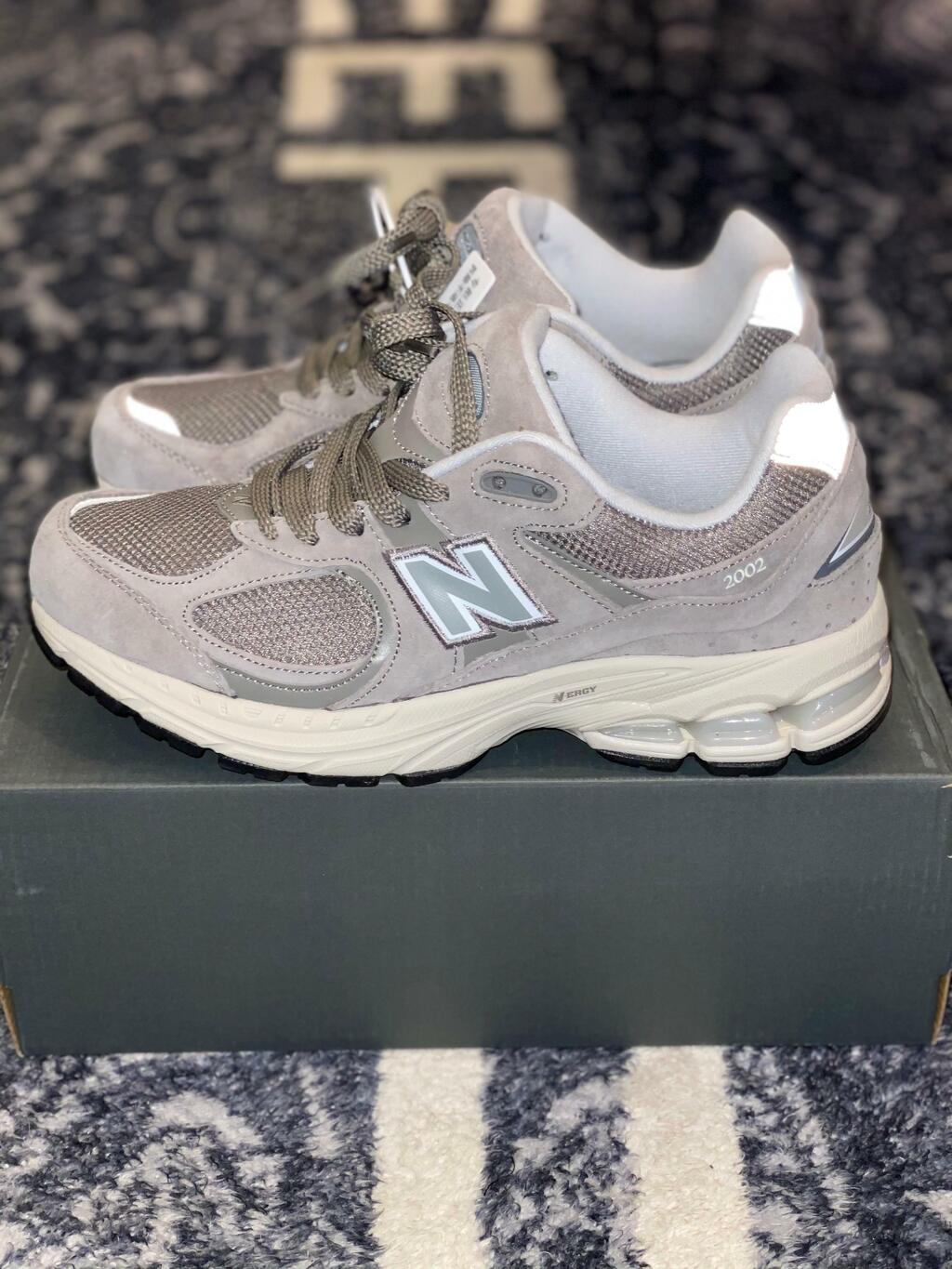 Tênis New Balance 2002R MARBLEHEAD
