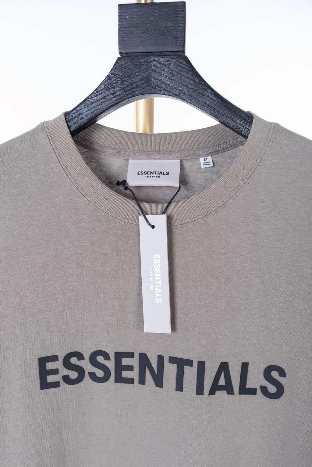 Camiseta Fear Of God Essentials "Taupe"