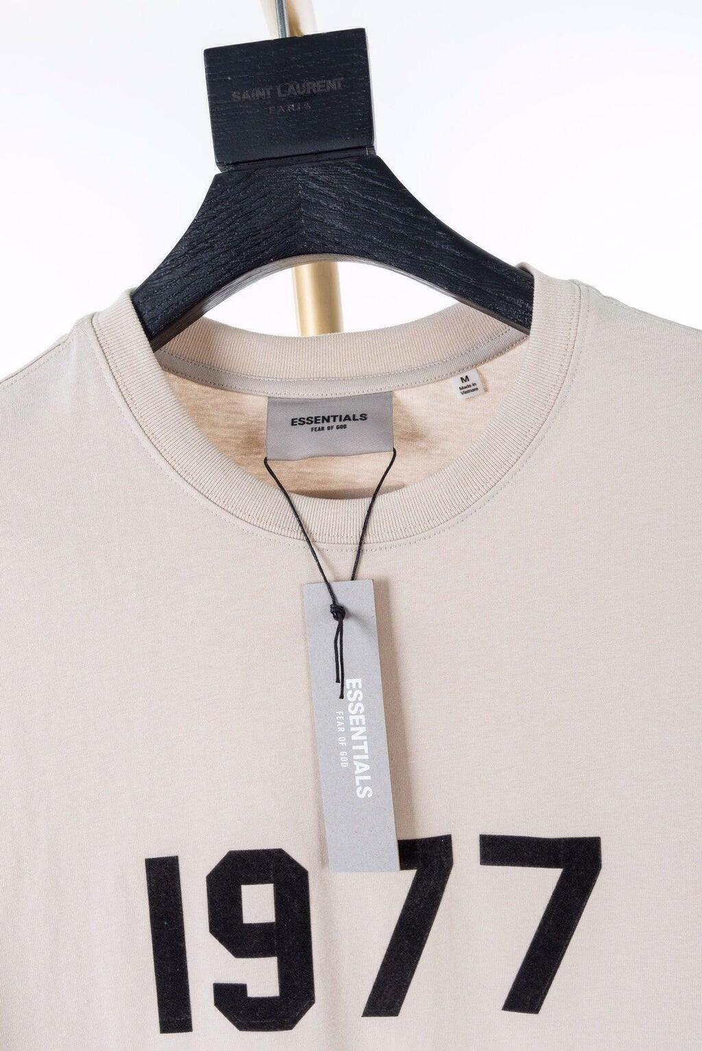 Camiseta Fear Of God Essentials Of Duble Line 1977