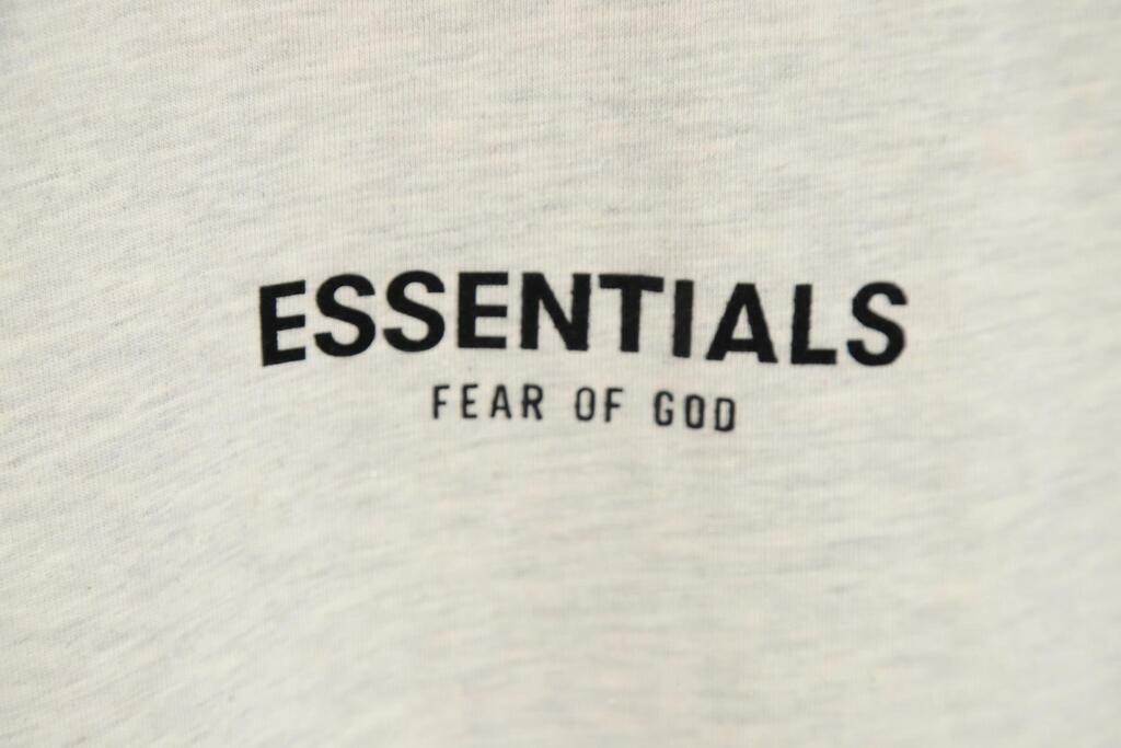 Camiseta Essentials Fear of God "Stretch Limo"