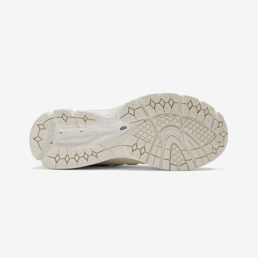 Tênis New Balance 1906