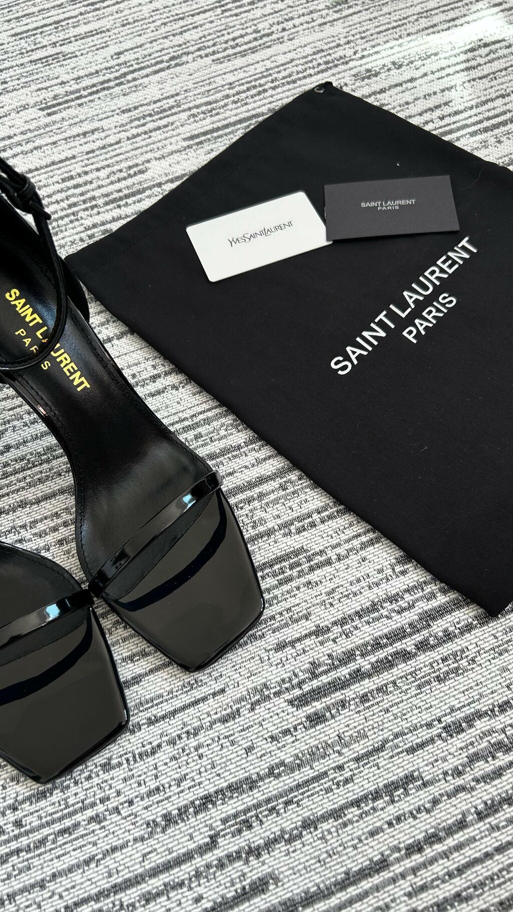 Sandália Saint Laurent Opyum