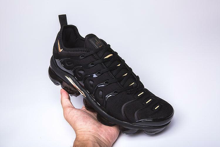 Tênis Nike Air Vapormax Plus