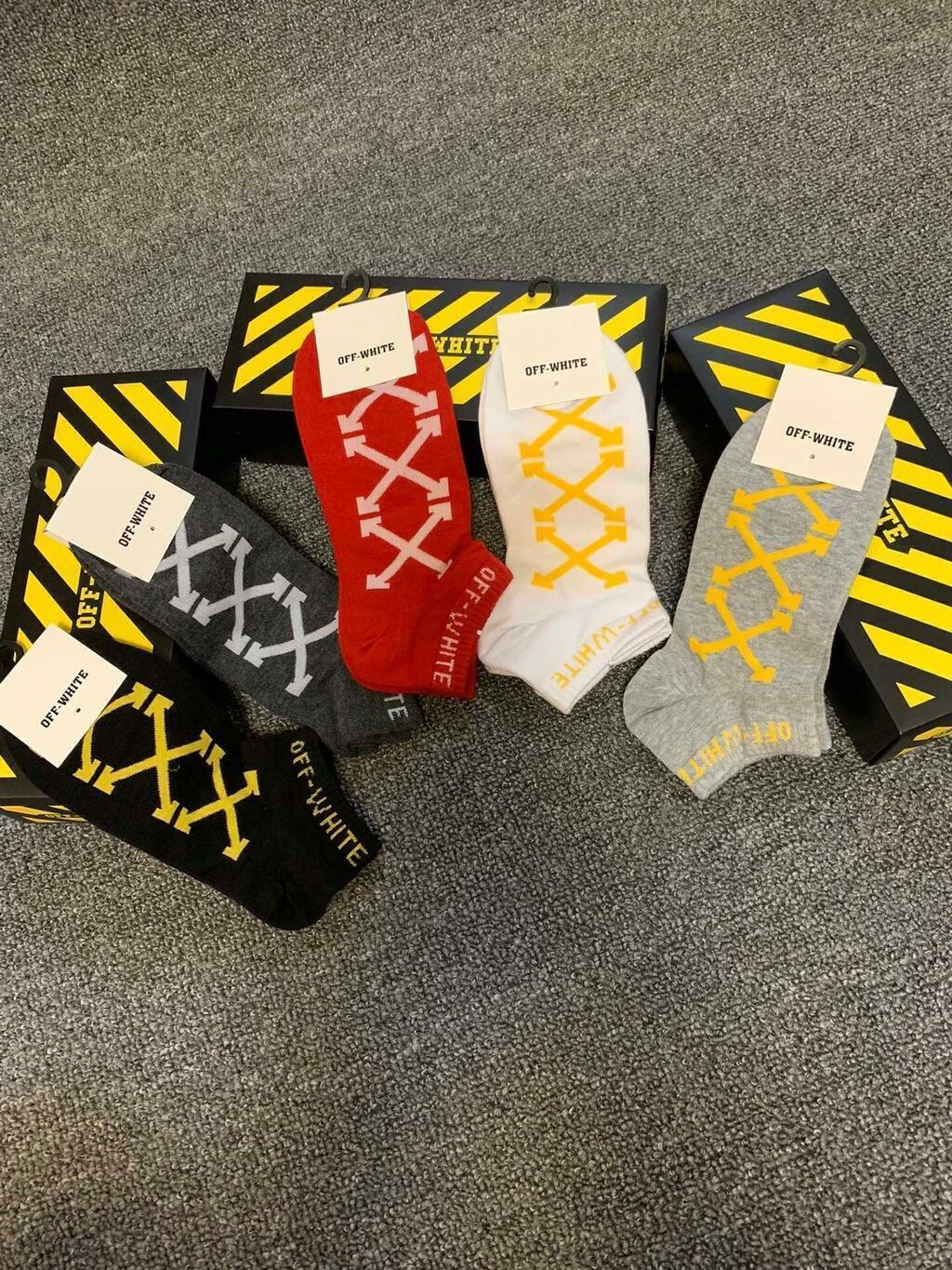 Meias Off-White 5 Pares