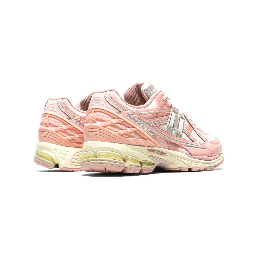 Tênis New Balance 1906