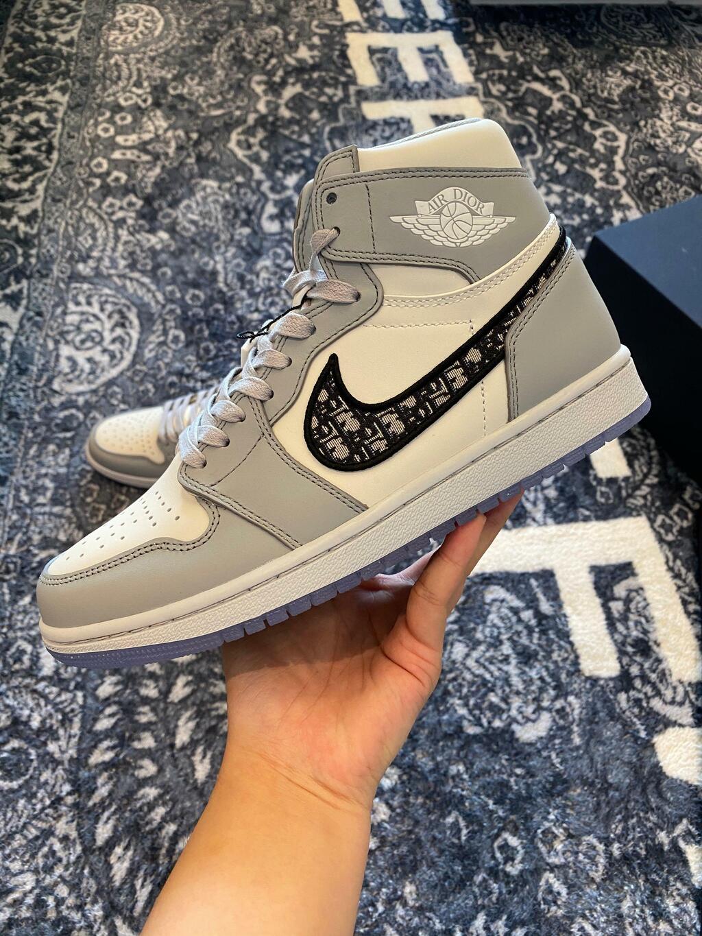 Nike Air Jordan 1 Retro High x DIOR