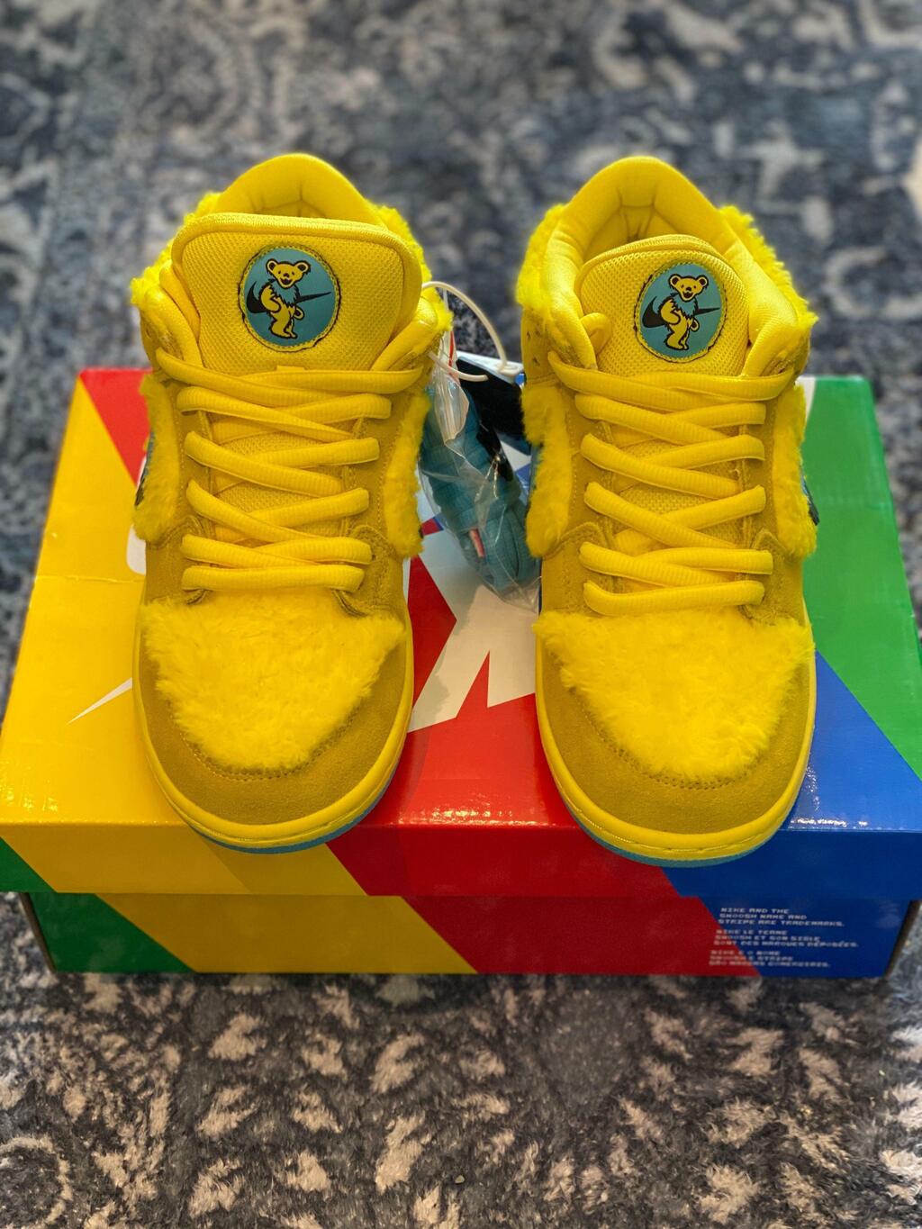Nike SB Dunk Low "Grateful Dead”