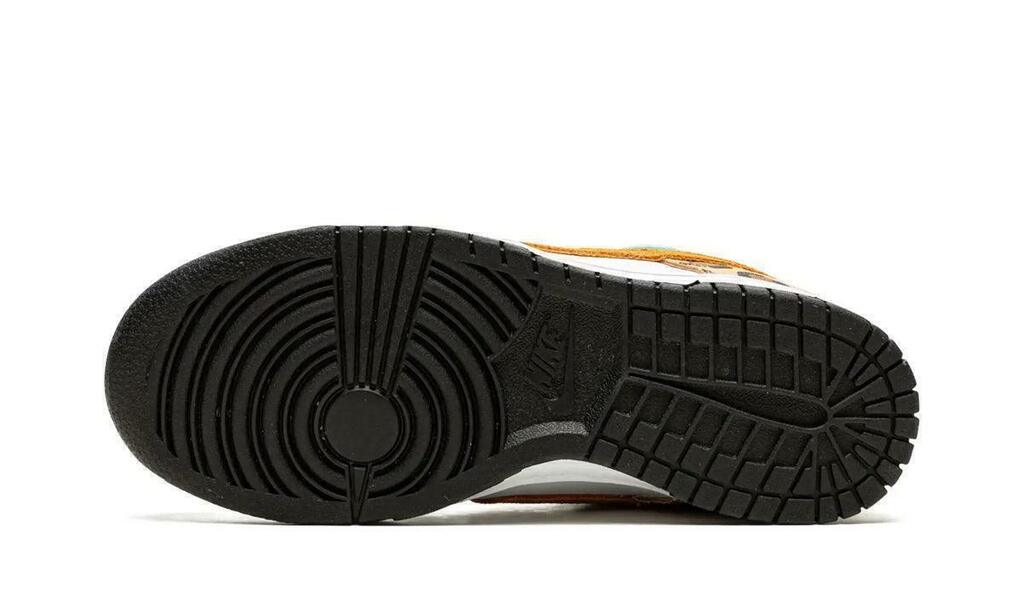 Nike Dunk Low SE "Safare Mix"